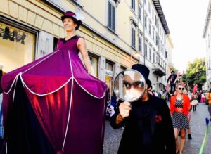 ZIRK Comedy 11 1 • Compagnia Lannutti & Corbo | Circo contemporaneo, Circo teatro, Circo comico, Teatro comico, Spettacoli comici, Comicità, Comedy show, Spettacoli comici per la famiglia, Family show, Acrobazia, Magia bizzarra, Comedy magic, Magia comica, Spettacoli di strada e da palco Compagnia Lannutti & Corbo | Comicità Acrobazia Magia Poesia Follia